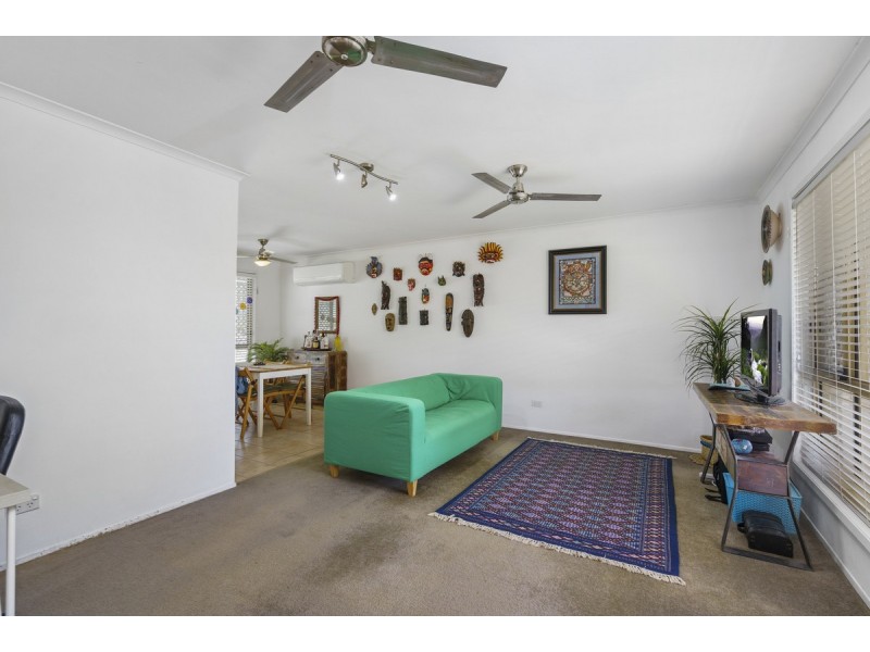 2 Marimar Place, Highland Park QLD 4211