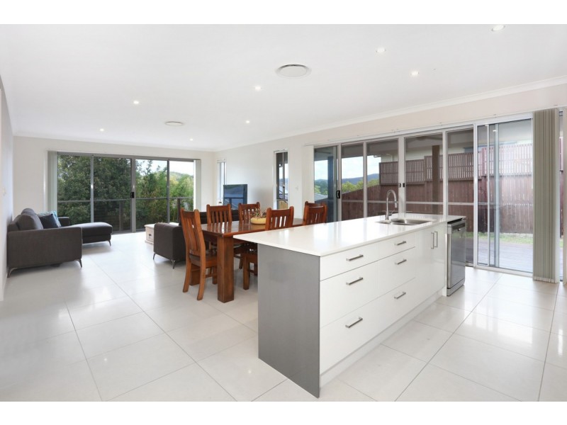 4 Moondani Drive, Gilston QLD 4211