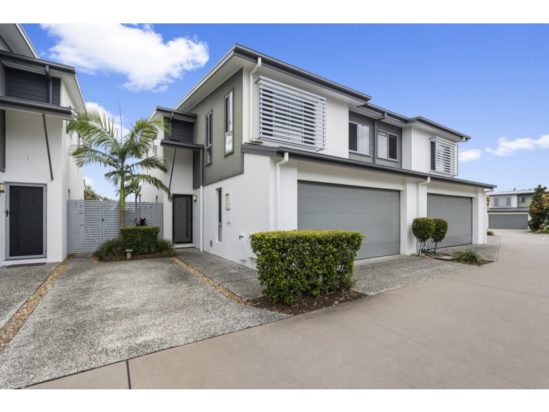 2/3 Hancox Place, Robina QLD 4226