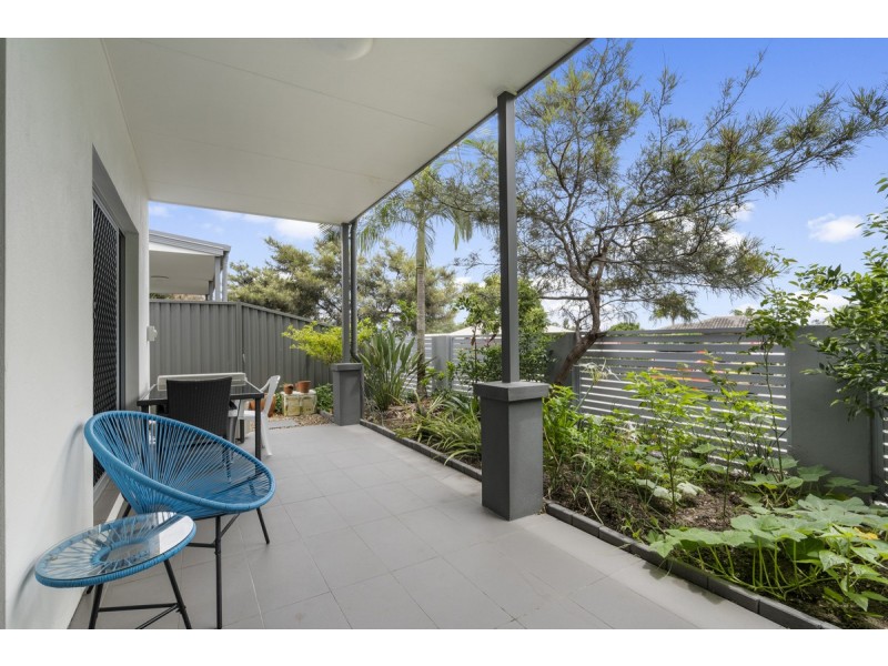 2/3 Hancox Place, Robina QLD 4226