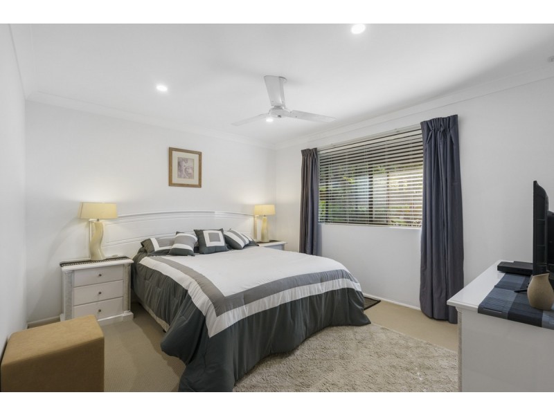 230 Crane Crescent, Nerang QLD 4211