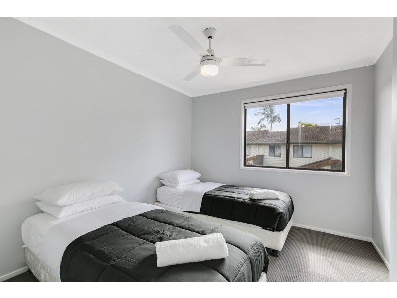 8 Ivy Cour 67 Nerang Street, Nerang QLD 4211