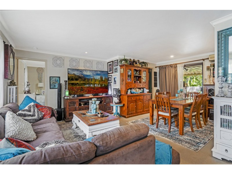 25 Convery Crescent, Highland Park QLD 4211