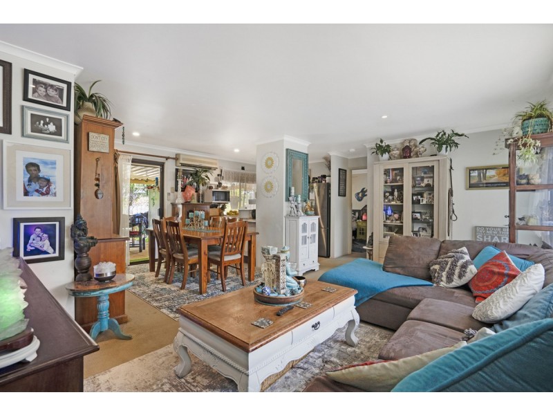 25 Convery Crescent, Highland Park QLD 4211