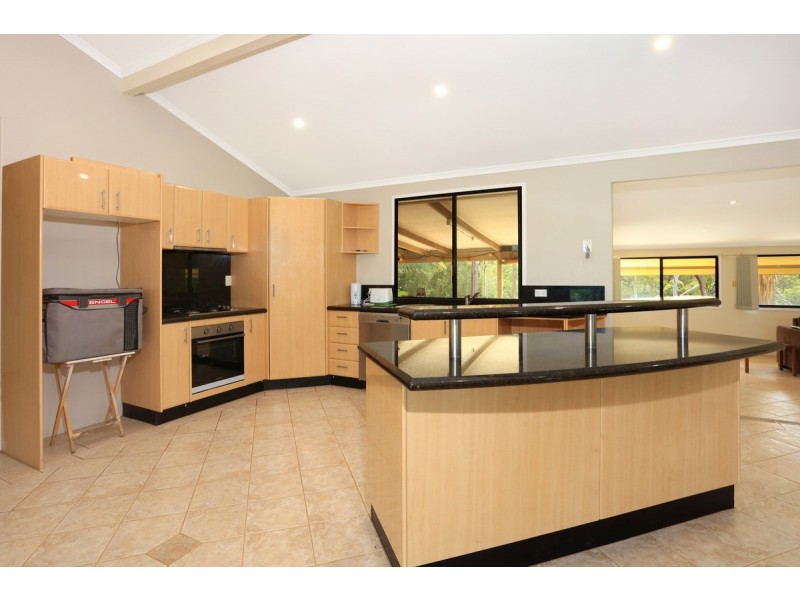 10 Narrabri Court, Gaven QLD 4211