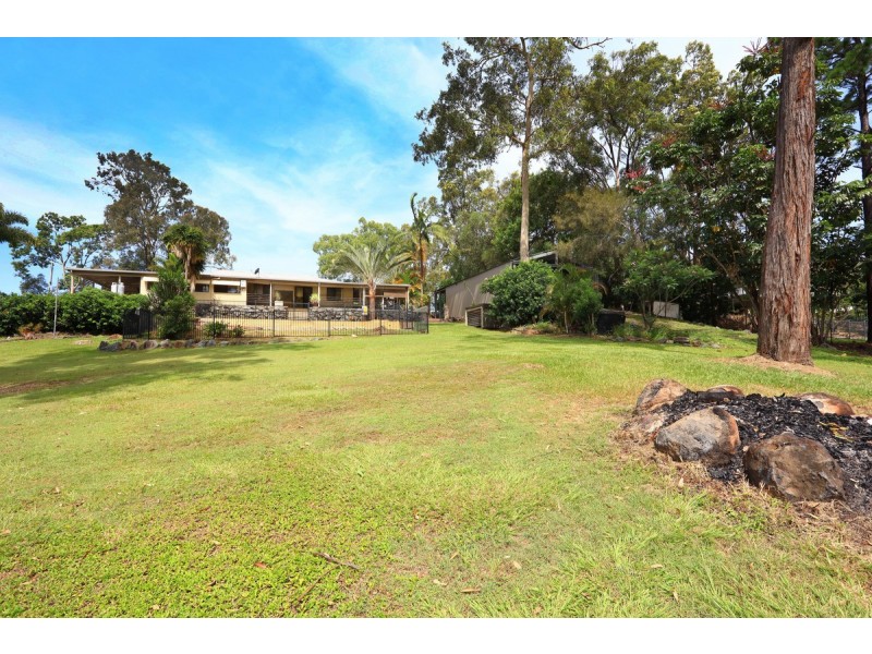 10 Narrabri Court, Gaven QLD 4211