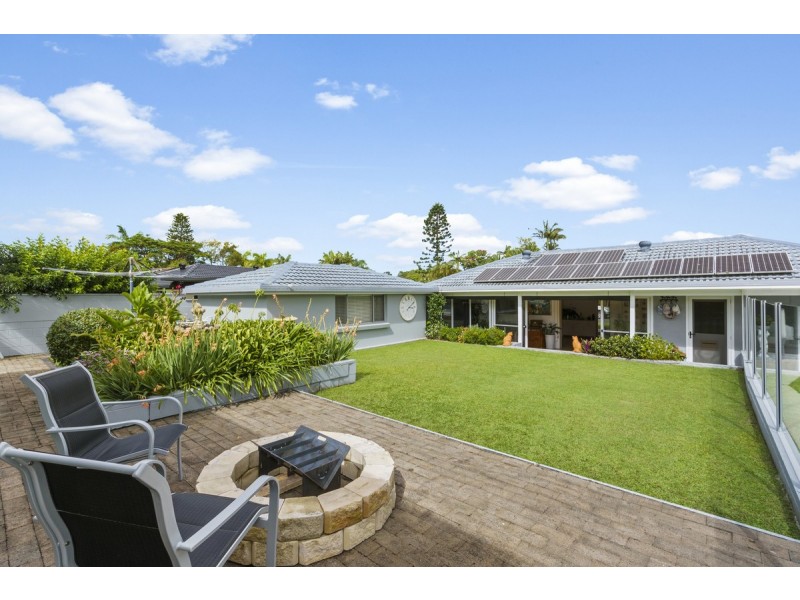 5 St Petersburg Place, Nerang QLD 4211