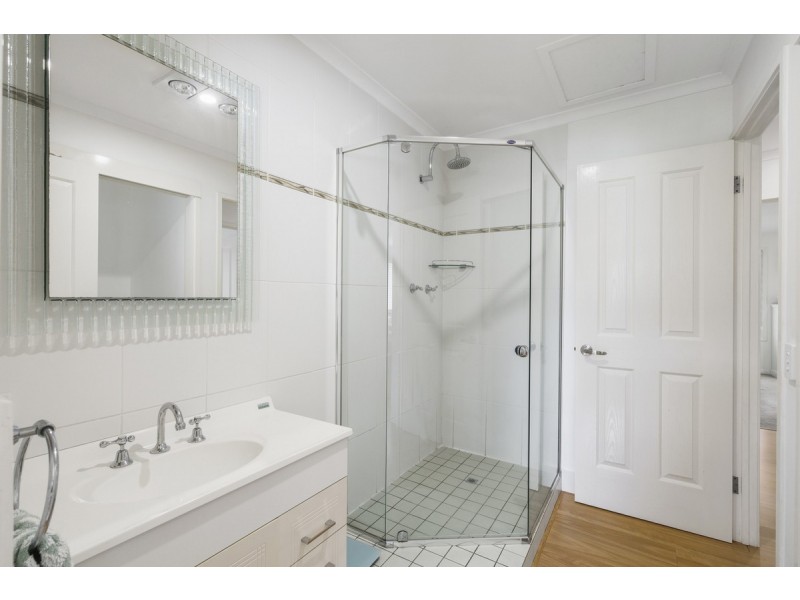 5 St Petersburg Place, Nerang QLD 4211