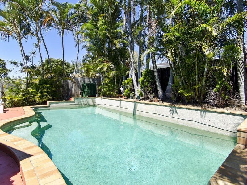 9 Inverness Way, Parkwood QLD 4214