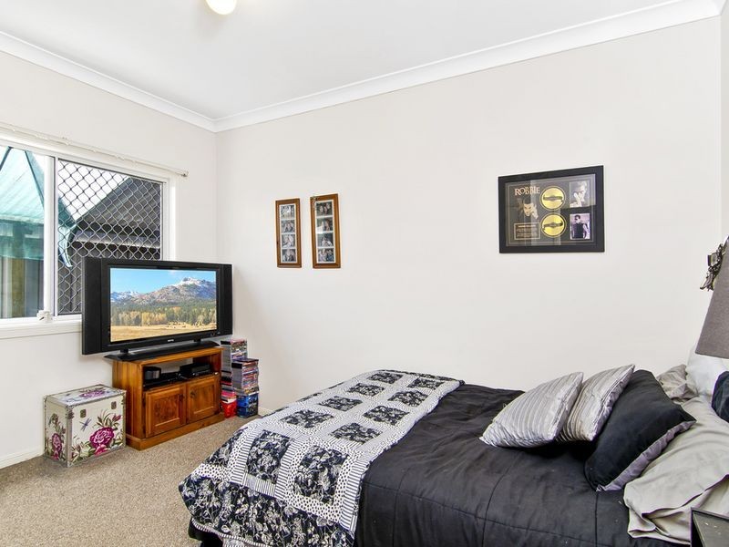 9 Inverness Way, Parkwood QLD 4214