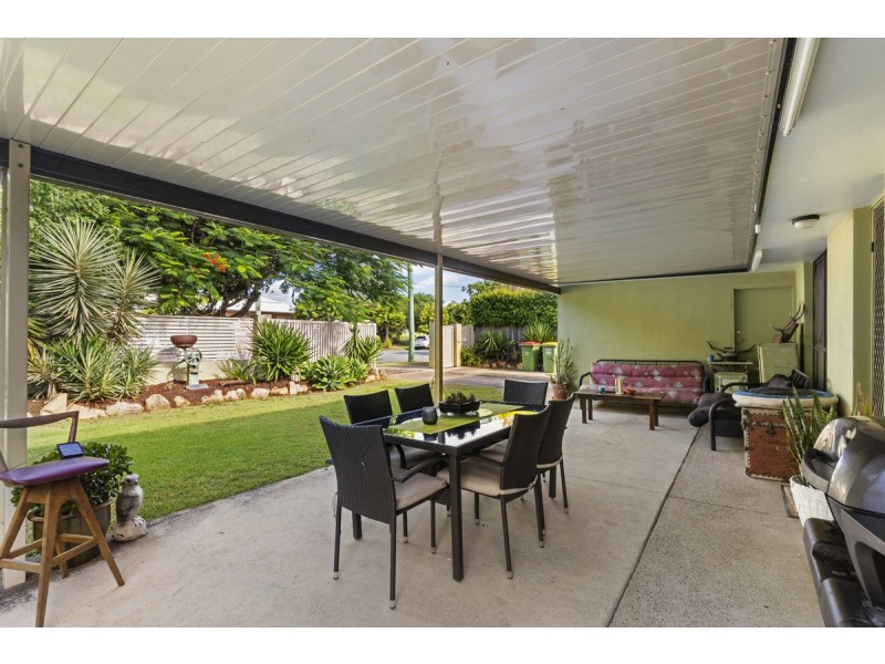 86 Muir Street, Labrador QLD 4215