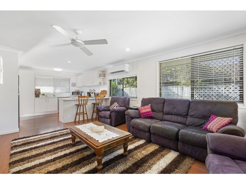 86 Muir Street, Labrador QLD 4215