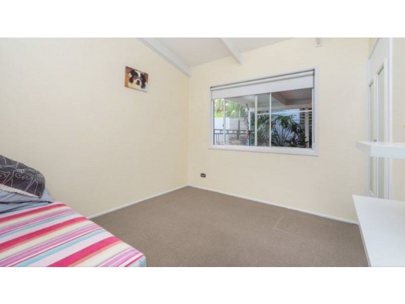 64 Plateau Crescent, Carrara QLD 4211