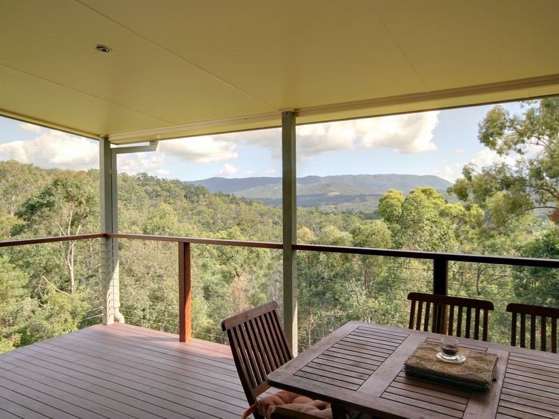 54 Tara Vista Boulevard, Highland Park QLD 4211