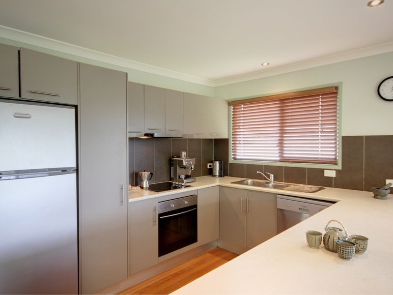 54 Tara Vista Boulevard, Highland Park QLD 4211