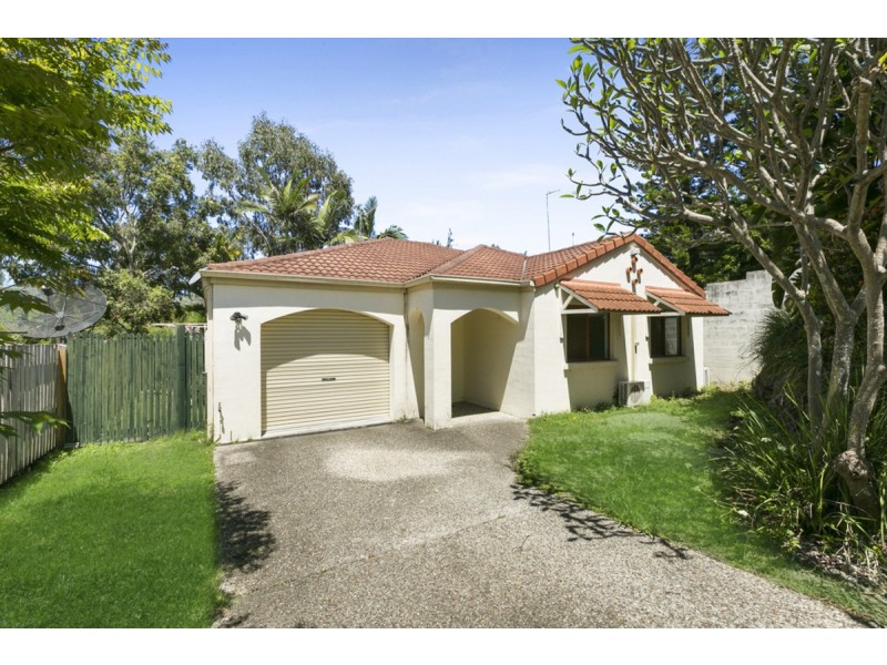 41 Paddington Drive, Carrara QLD 4211