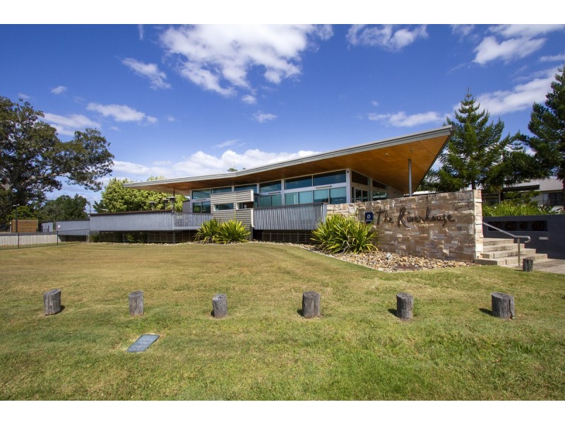 235 Riverstone Crossing, Maudsland QLD 4210