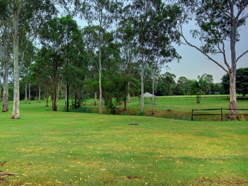 3 Burn Court, Nerang QLD 4211
