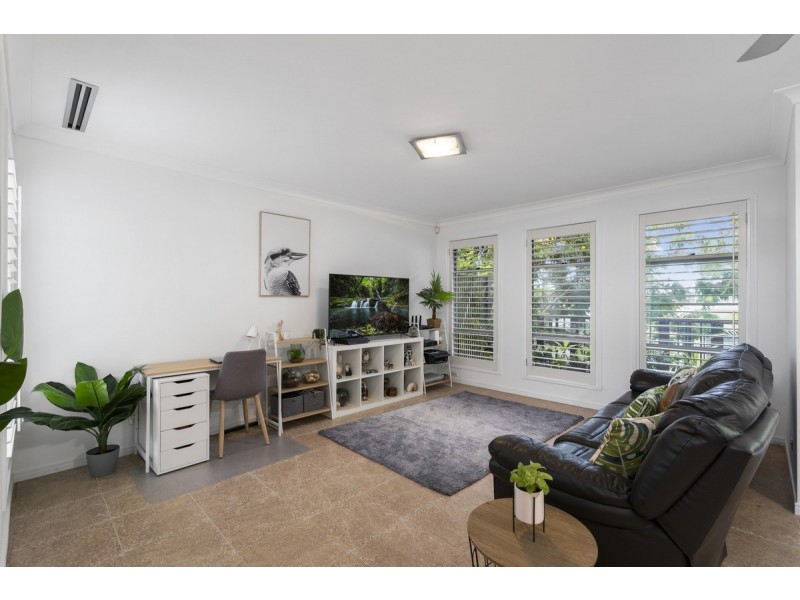 3308 Central Place, Carrara QLD 4211