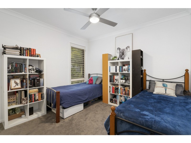 3308 Central Place, Carrara QLD 4211