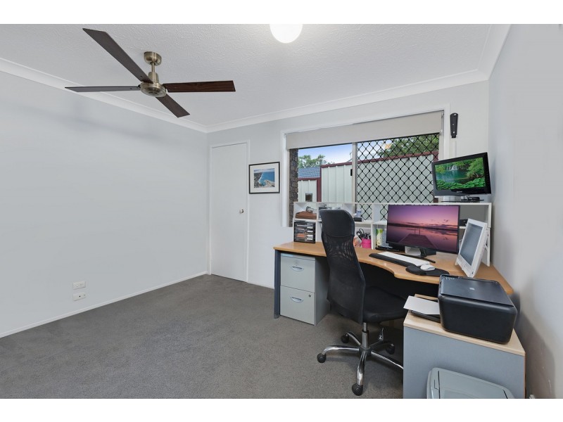 4 Marla Way, Carrara QLD 4211