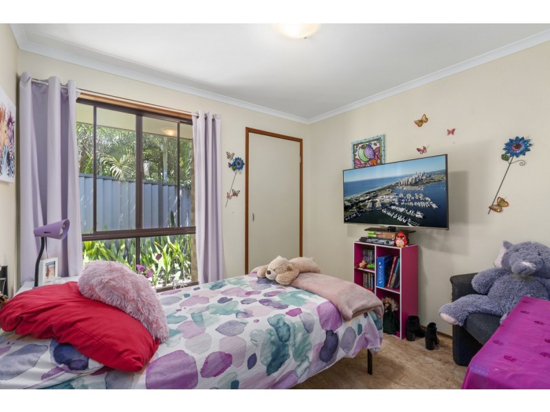 6 Eamonn Court, Highland Park QLD 4211