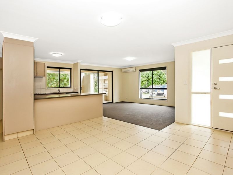 4/22 Baloo Crescent, Nerang QLD 4211