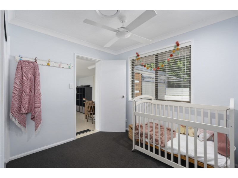 8 Aberdeen Court, Highland Park QLD 4211