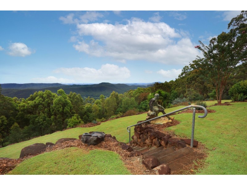 50 Macrozamia Drive, Clagiraba QLD 4211