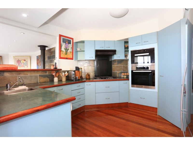 50 Macrozamia Drive, Clagiraba QLD 4211