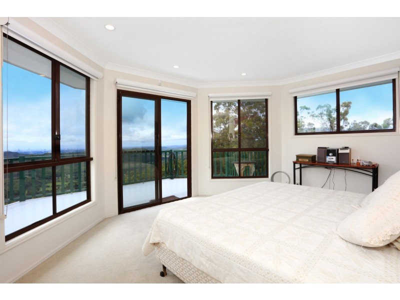 50 Macrozamia Drive, Clagiraba QLD 4211