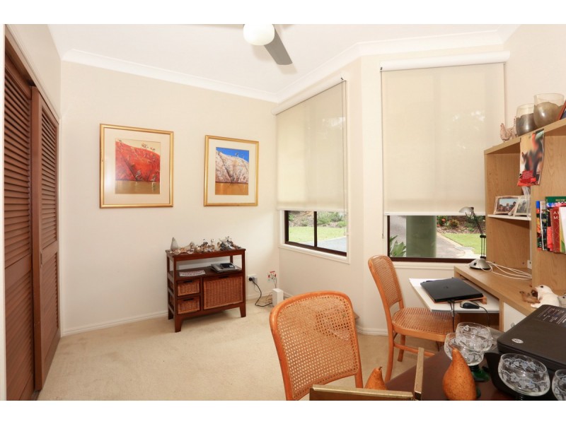 50 Macrozamia Drive, Clagiraba QLD 4211