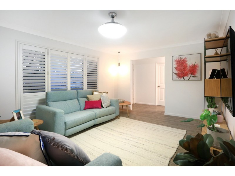 5 Yarandin Court, Worongary QLD 4213