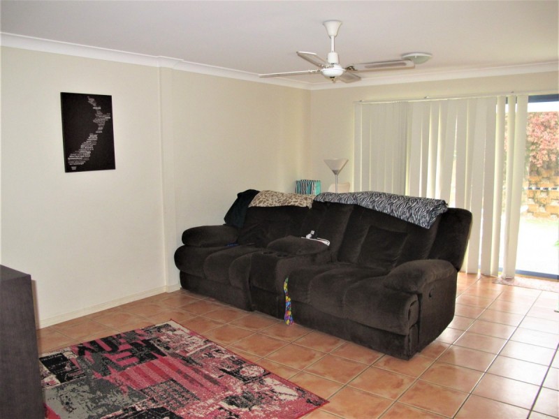 35/2 Studio Drive (Villa Corfu), Pacific Pines QLD 4211