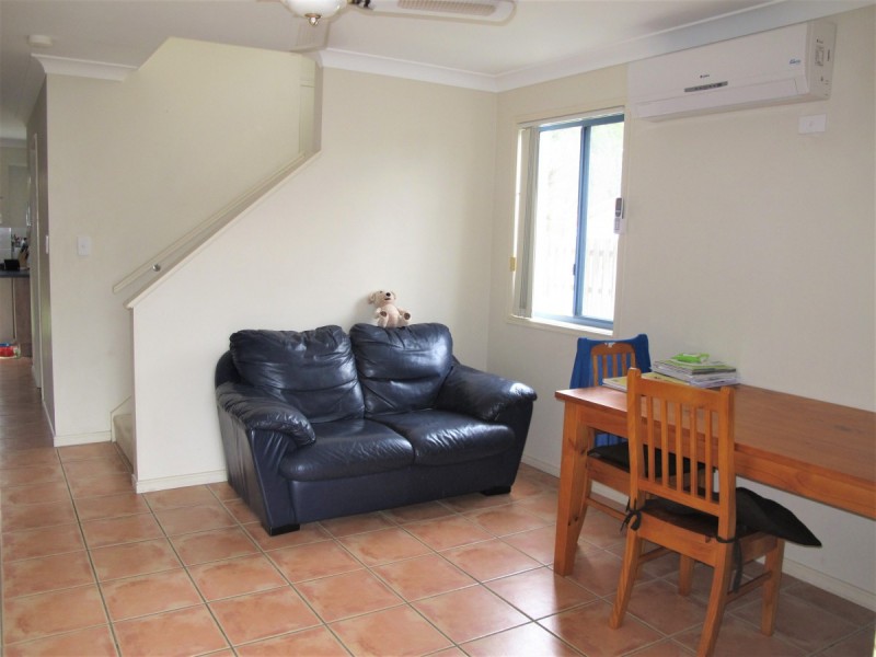 35/2 Studio Drive (Villa Corfu), Pacific Pines QLD 4211