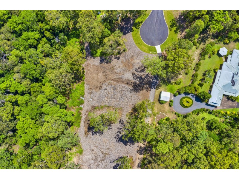 11 Bluebelle Drive, Nerang QLD 4211