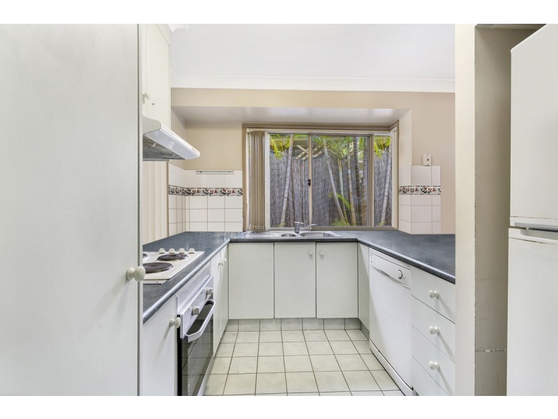 3/53-55 Paddington Drive, Carrara QLD 4211