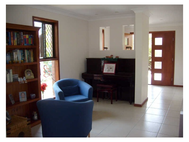 25 Hamersley Way, Worongary QLD 4213
