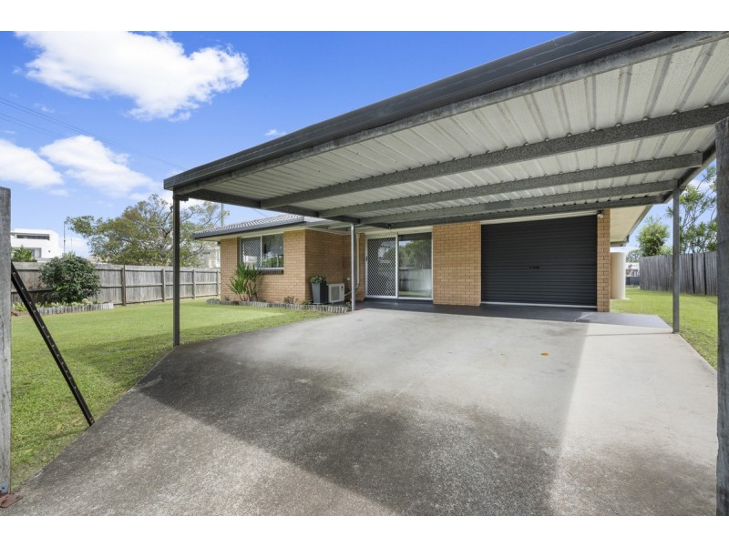 32 T E Peters Drive, Broadbeach Waters QLD 4218
