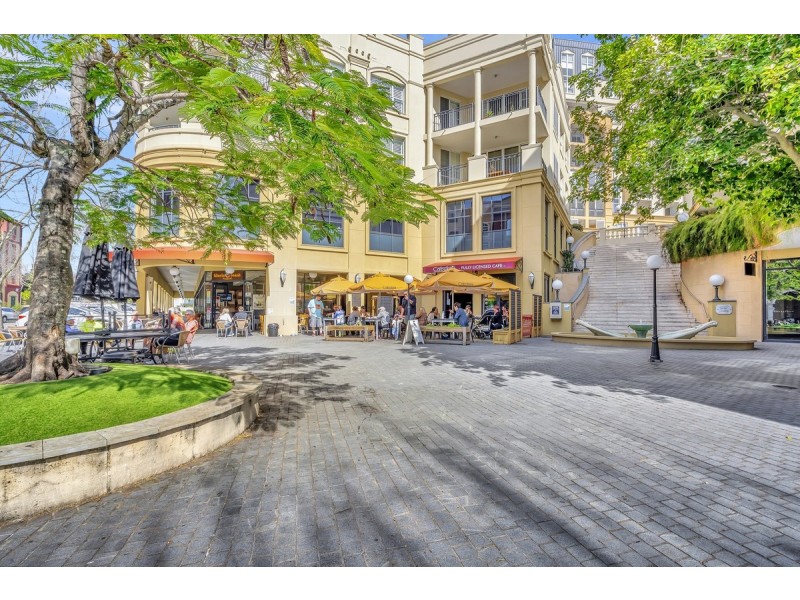 11/3108 The Boulevarde, Carrara QLD 4211