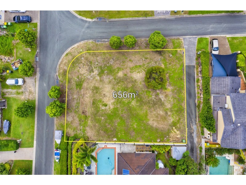 38 Tara Vista Boulevard, Highland Park QLD 4211