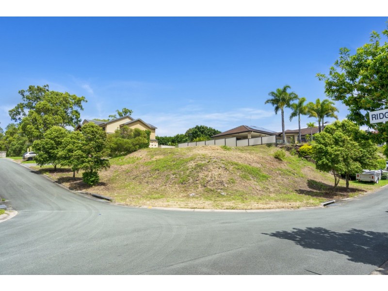 38 Tara Vista Boulevard, Highland Park QLD 4211