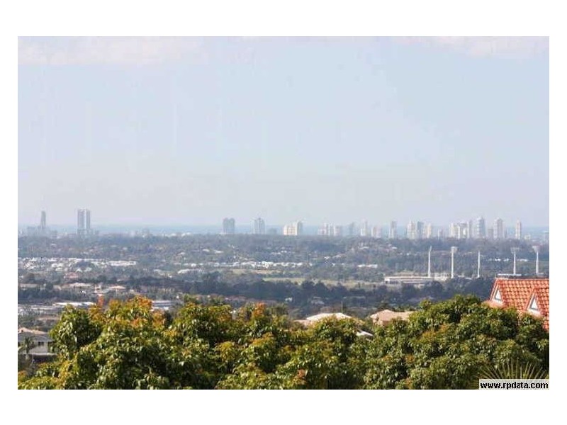 1/78 Kincaid Drive, Highland Park QLD 4211