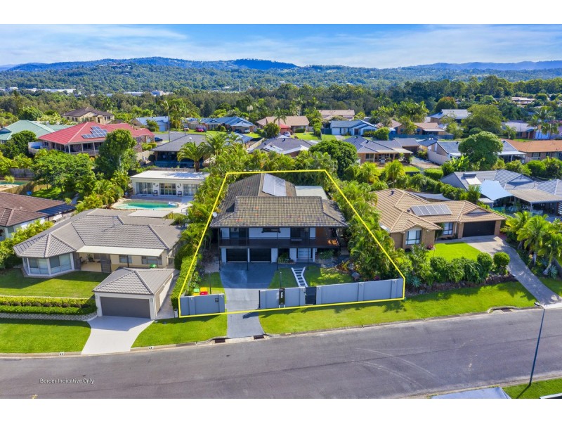 21 Hastings Crescent, Carrara QLD 4211
