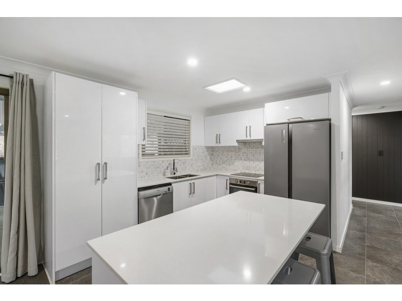 1 Mataranka Drive, Worongary QLD 4213