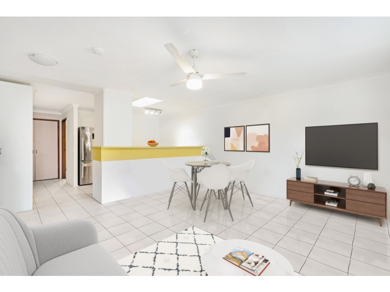 3/4 Martin Street, Nerang QLD 4211