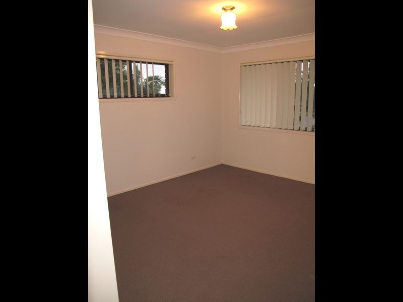 13 Mataranka Drive, Worongary QLD 4213