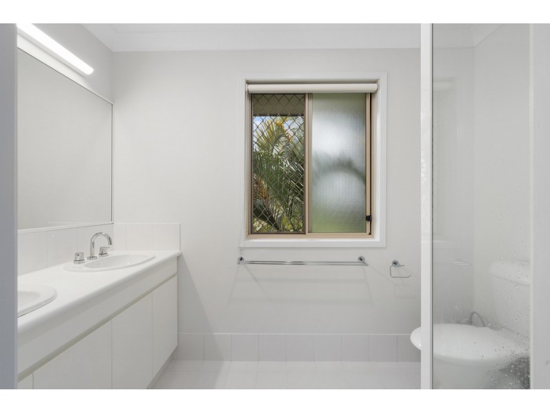 120/152 Palm Meadows Drive, Carrara QLD 4211