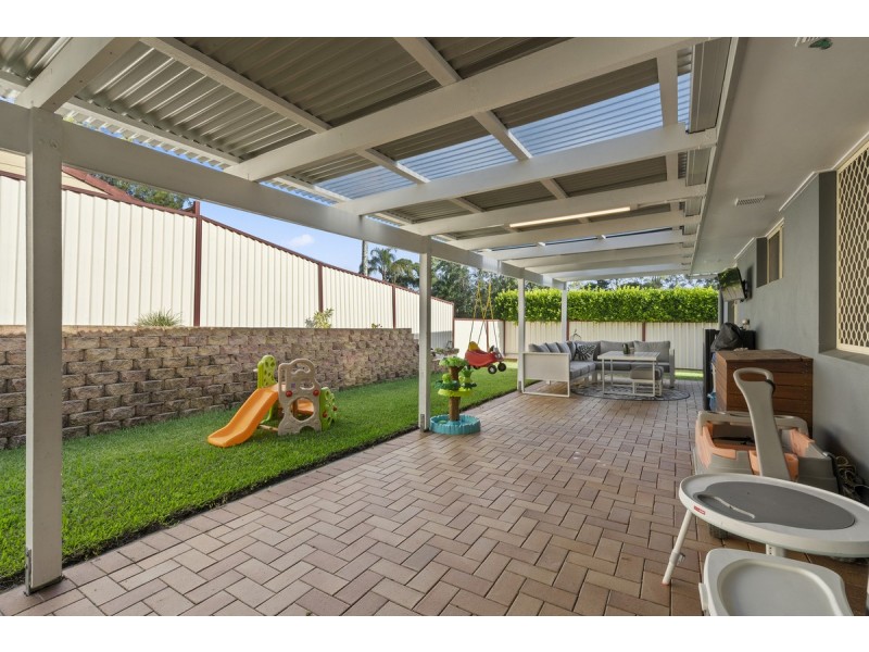 1 Bernadette Place, Highland Park QLD 4211