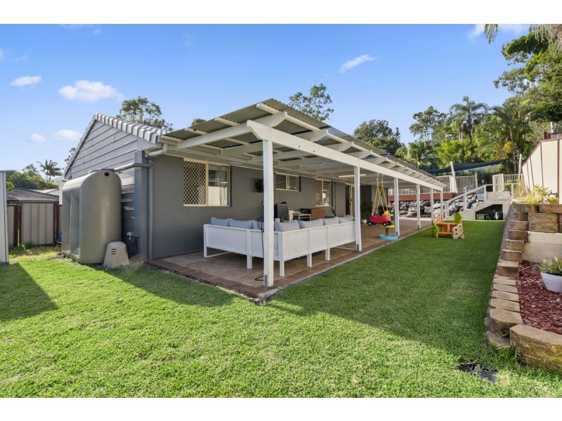 1 Bernadette Place, Highland Park QLD 4211
